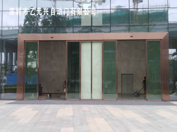 重型平移草莓无码视频